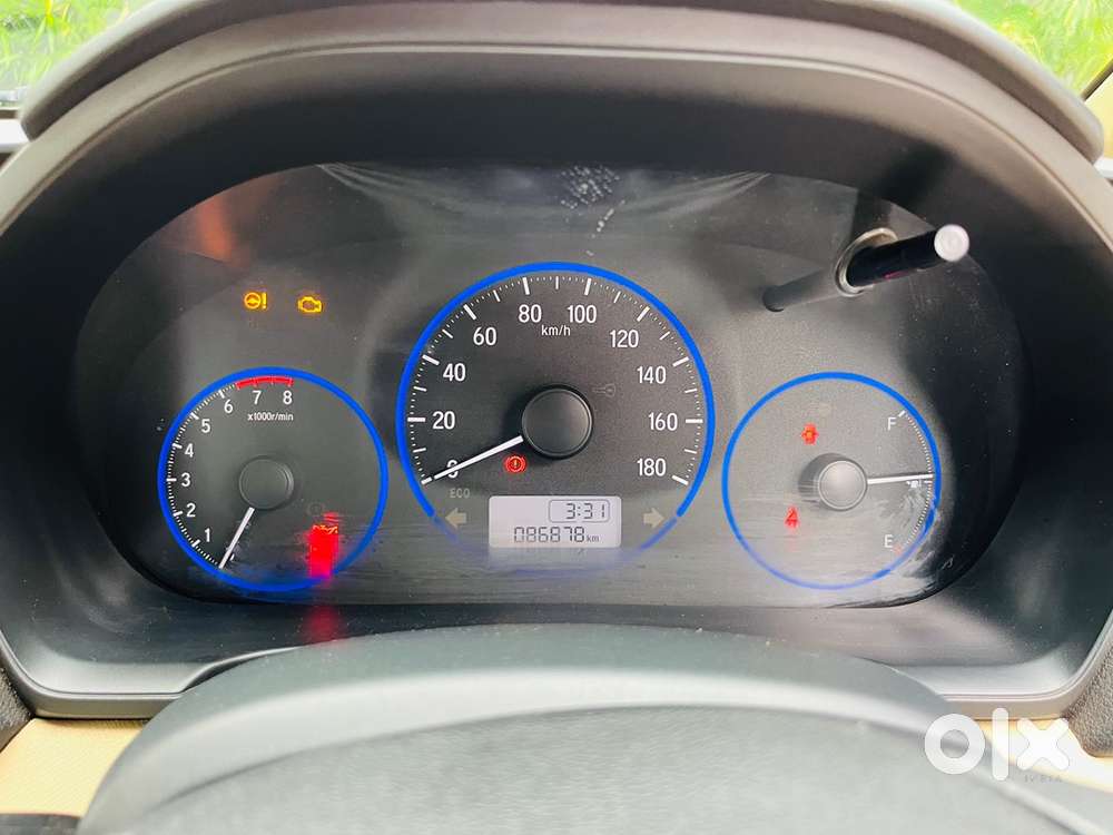 Honda Amaze Petrol 2016