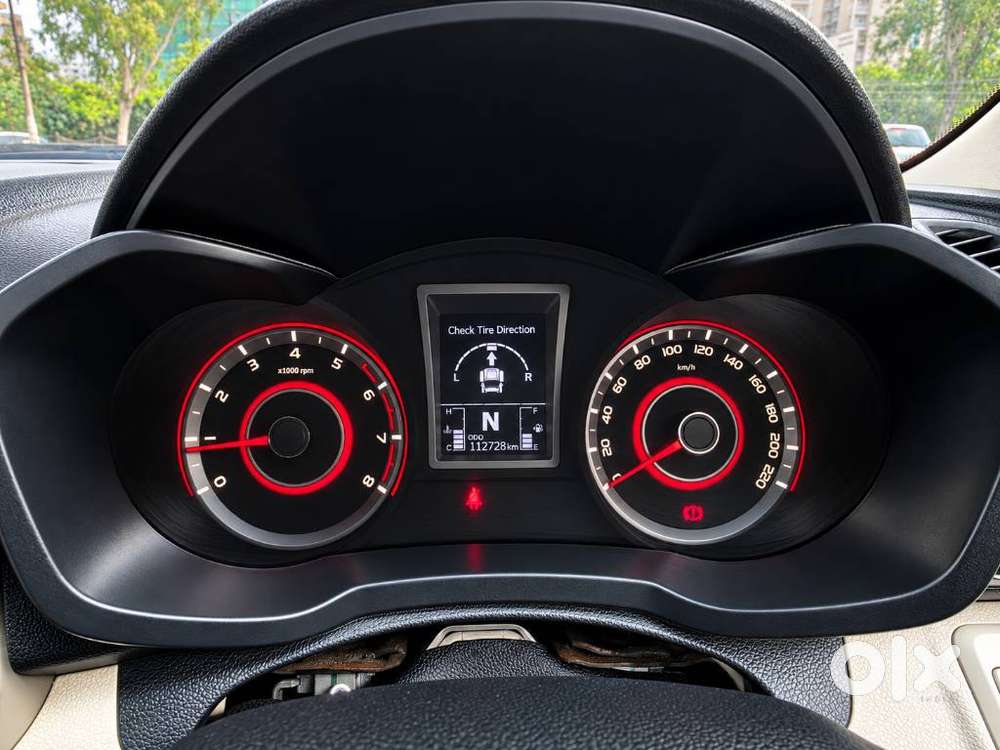 Mahindra Xuv300 W8 Option Dual Tone, 2019, Petrol