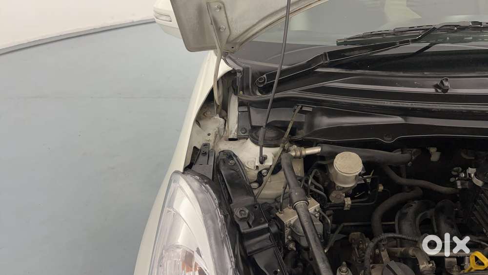 Maruti Suzuki Swift Dzire 1.2 Zxi, 2013, Petrol