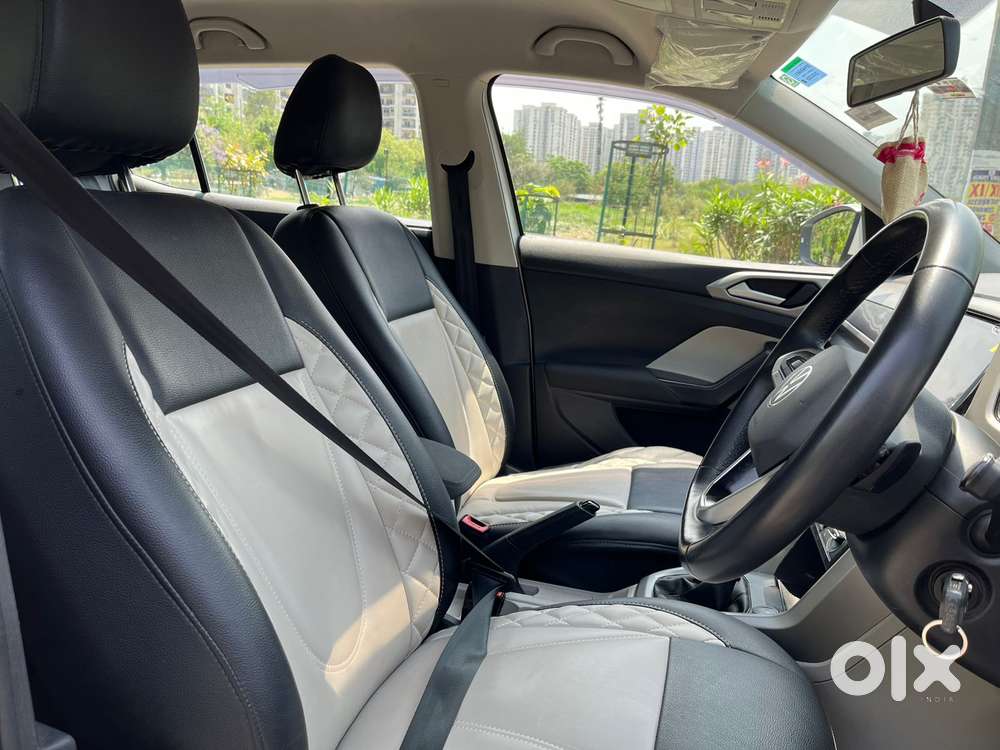 Volkswagen Taigun 1.0 Tsi Highline At, 2025, Petrol