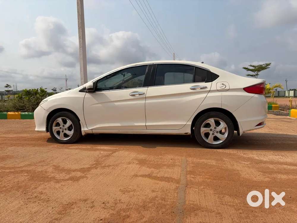 Honda City Automatic Top End