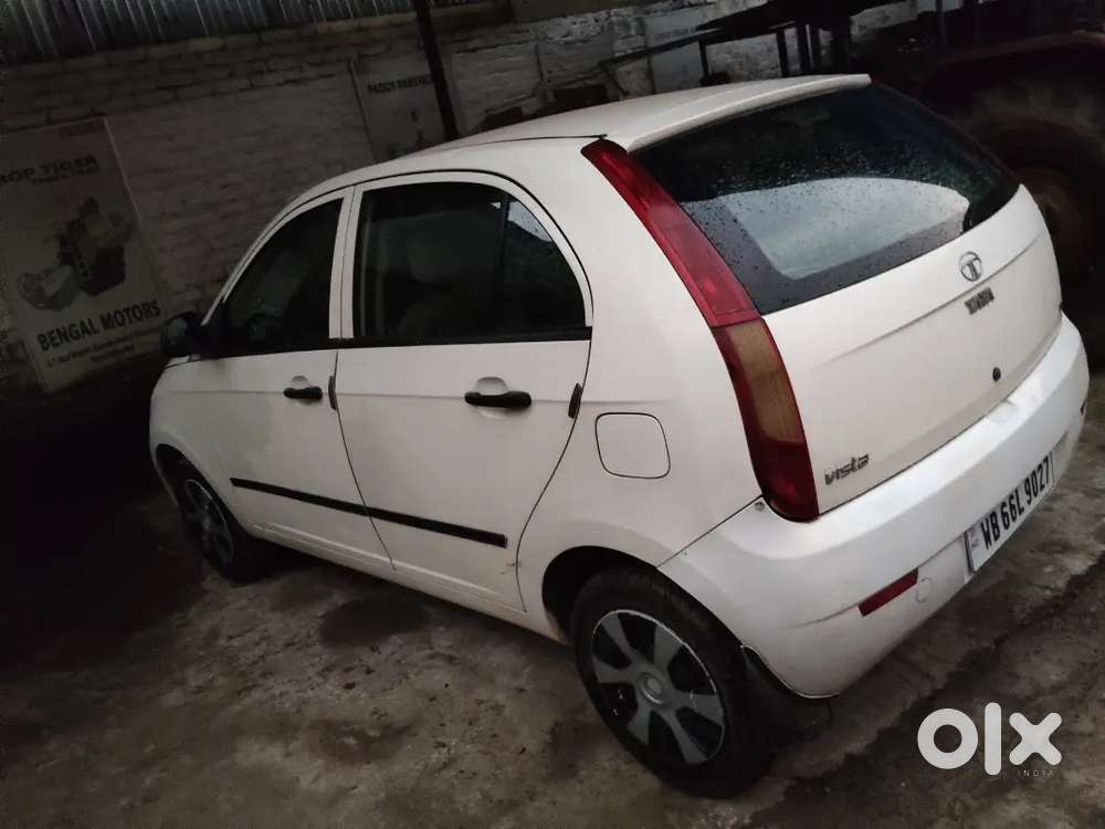 Tata Indica Vista Tdi (2011).