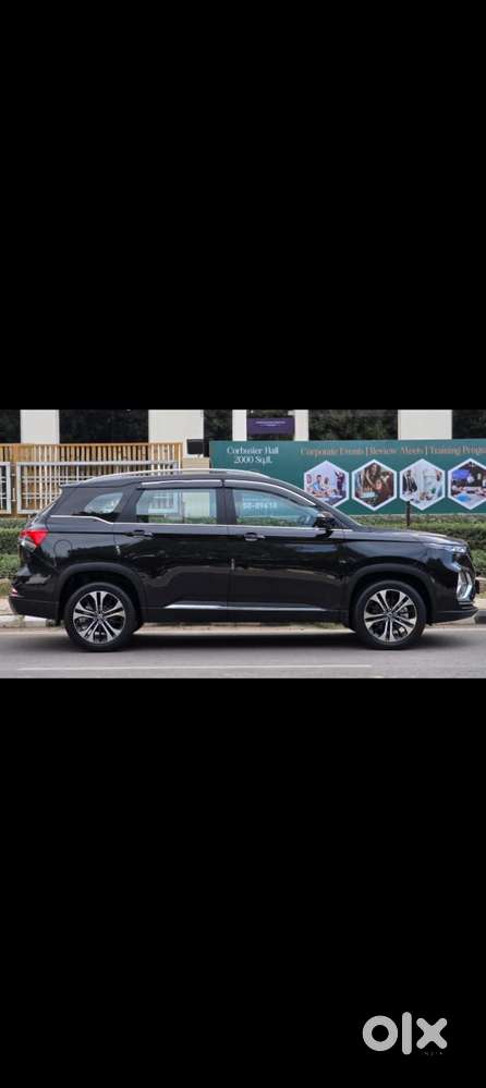 Mg Hector Plus Sharp Pro 1.5 Turbo Petrol  Cvt 7 Str Dual Tone, 2022..