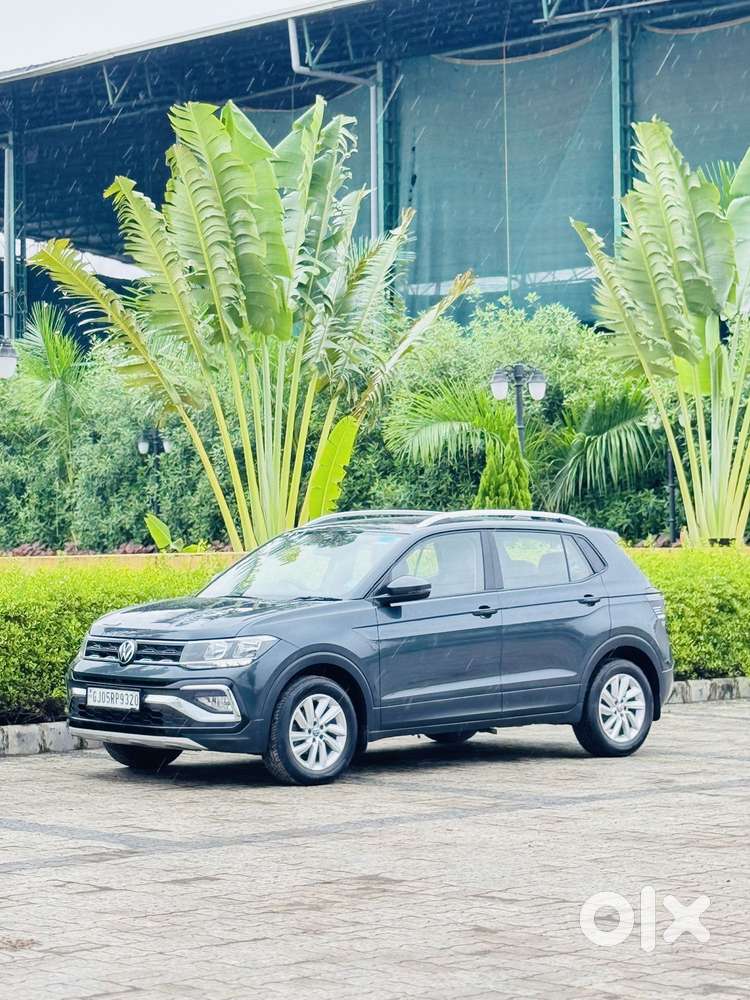 Volkswagen Taigun 1.0 Tsi Highline At, 2022, Petrol