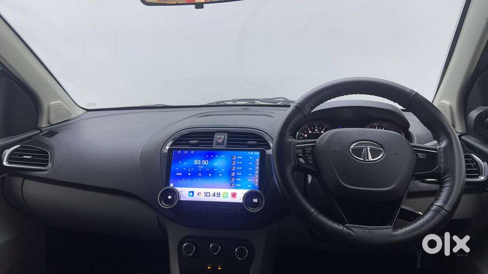 Tata Tiago Xza, 2018, Petrol