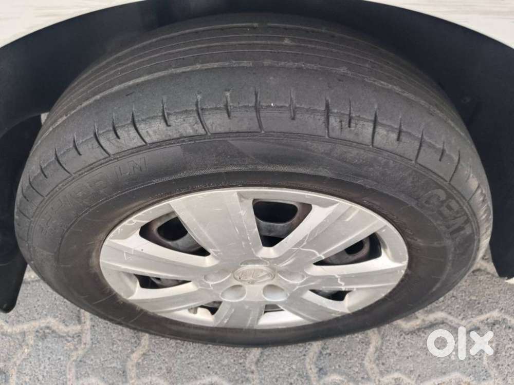 Volkswagen Vento 2010-2013 Petrol Trendline, 2011, Petrol