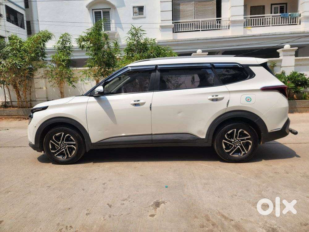 Kia Carens 1.5 Luxury Plus Turbo Dct, 2022, Petrol