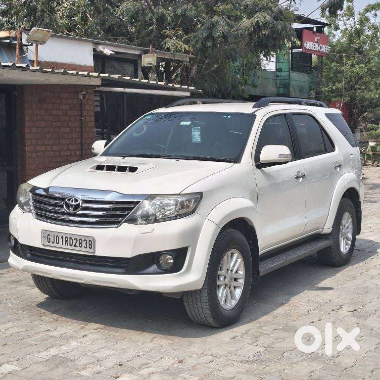 Toyota Fortuner 3.0 4x2 Automatic, 2013, Diesel