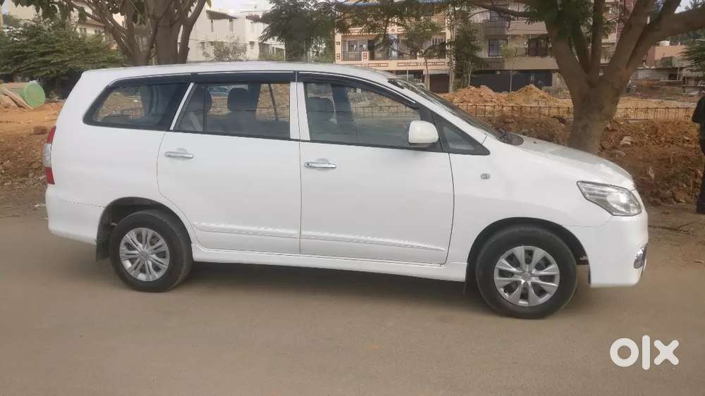 Toyota Innova 2015 Diesel Well Maintained Company Registered Car
