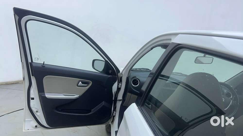 Maruti Suzuki Alto K10 Vxi, 2016, Petrol