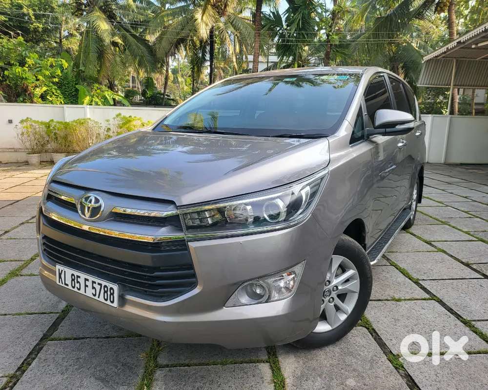 Toyota Innova Crysta 2016 Diesel Manual