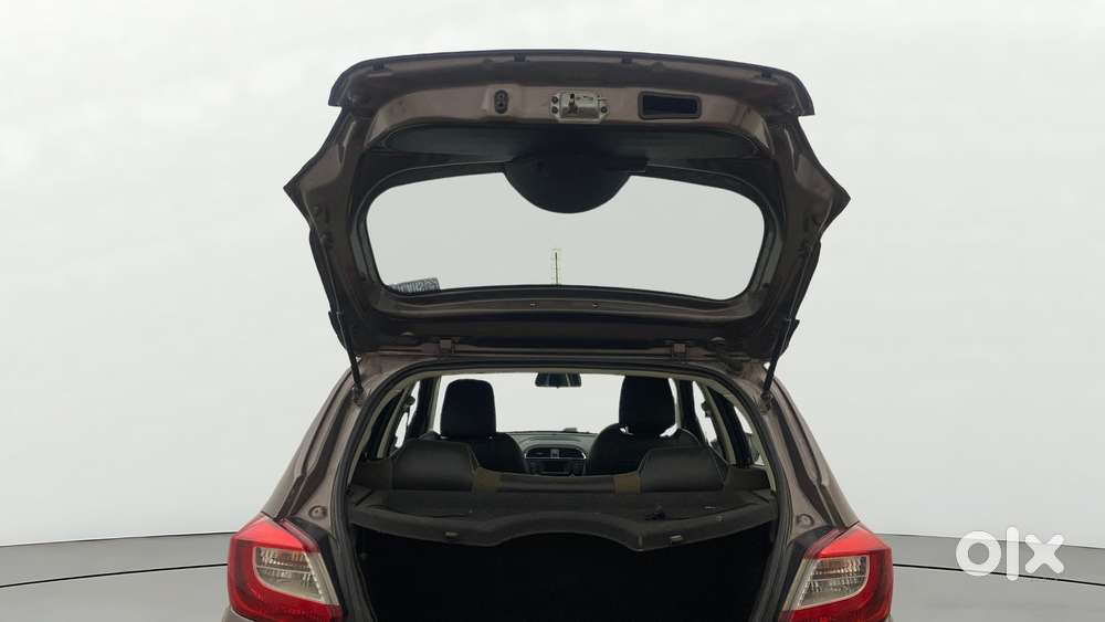 Tata Tiago 1.2 Revotron Xza, 2017, Petrol