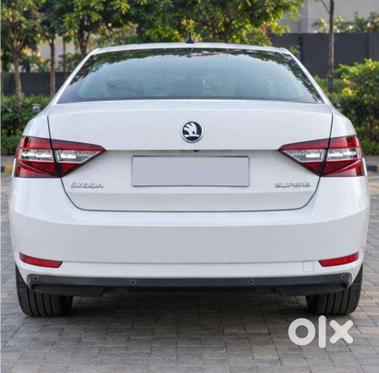 Skoda Superb Lk 2.0 Tdi At, 2016, Diesel