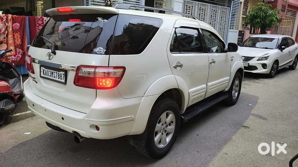 Toyota Fortuner 2010 Diesel Well Maintained
