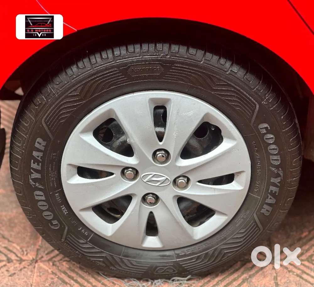 Hyundai I10 Sportz At, 2012, Petrol