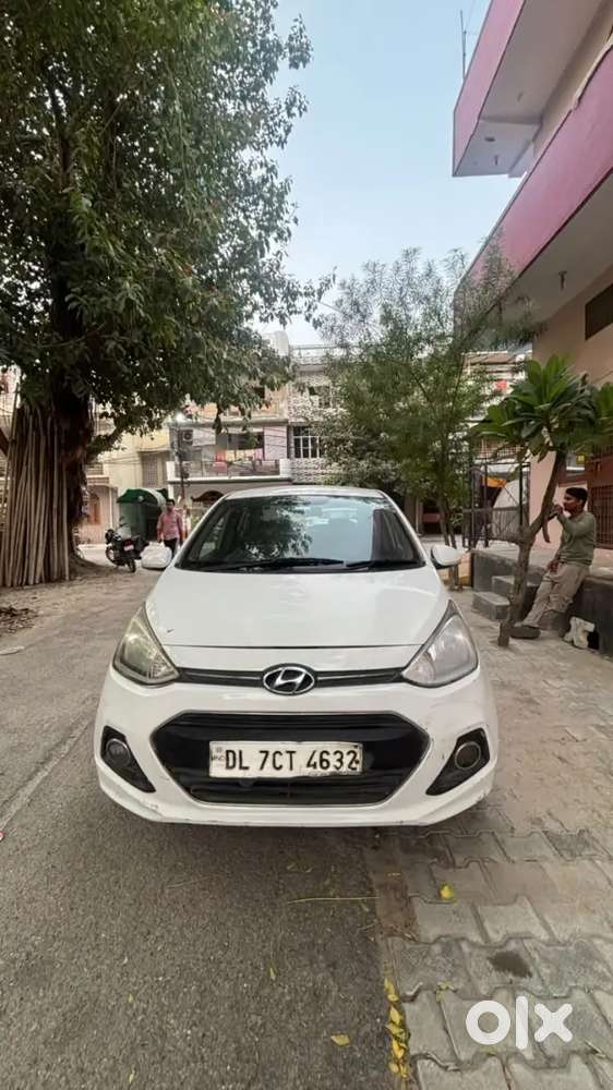 Hyundai Xcent 2015 Petrol Model