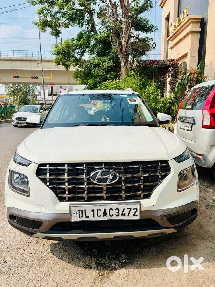 Hyundai Venue Petrol Manual 2020