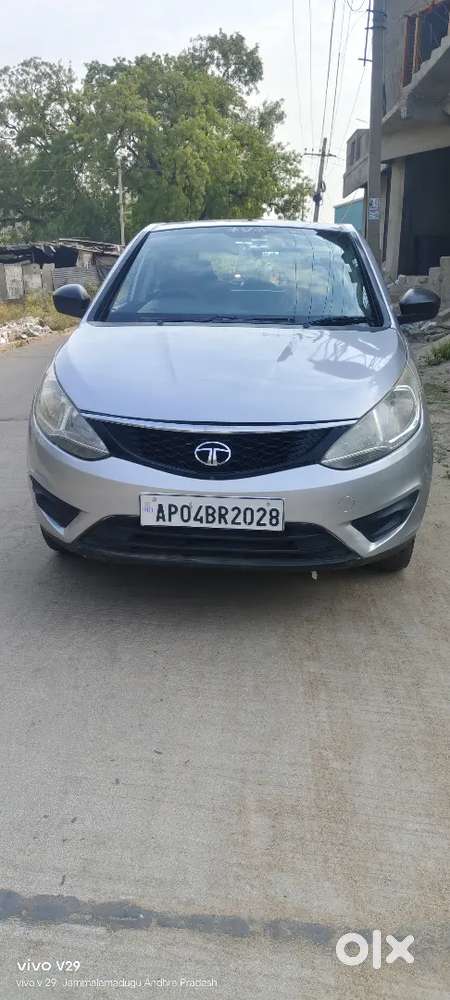 Tata Bolt Exalent Condition Vehicle 25 Milege