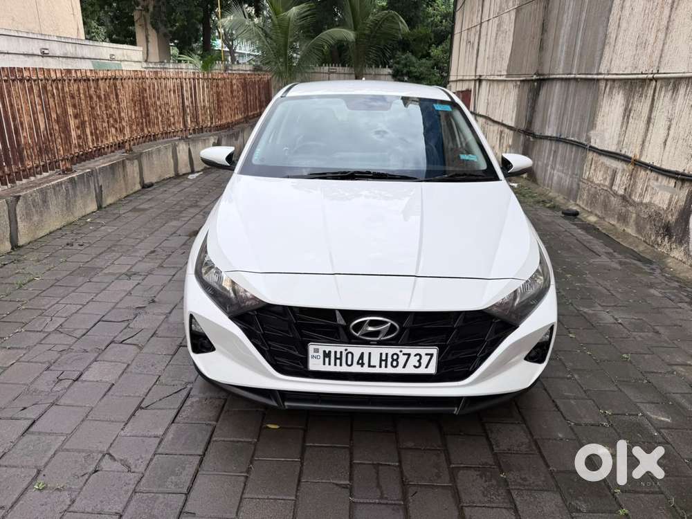 Hyundai I20 Sportz 1.2 Ivt, 2023, Petrol