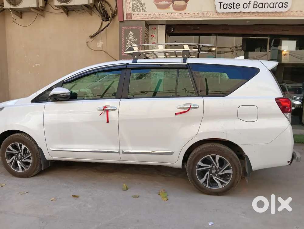 Toyota Innova Crysta 2.4 Diesel Manual 2025