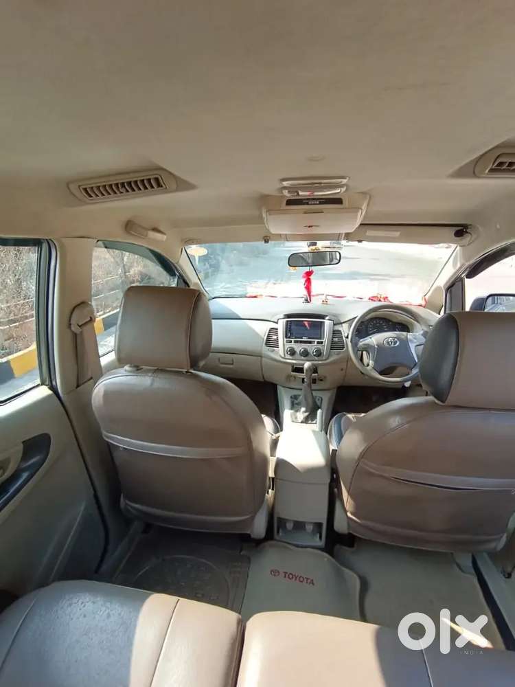 Toyota Innova 2013 Diesel 150000 Km Driven