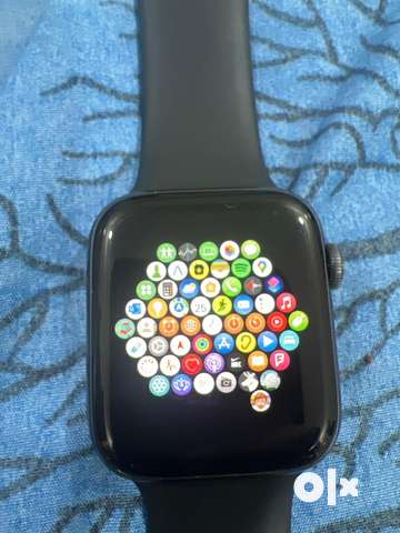 Apple series 5 watch gps online only