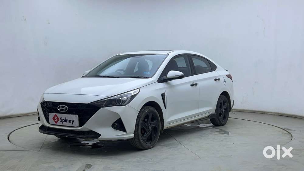 Hyundai Verna 1.5 Sx Vtvt Ivt, 2021, Petrol