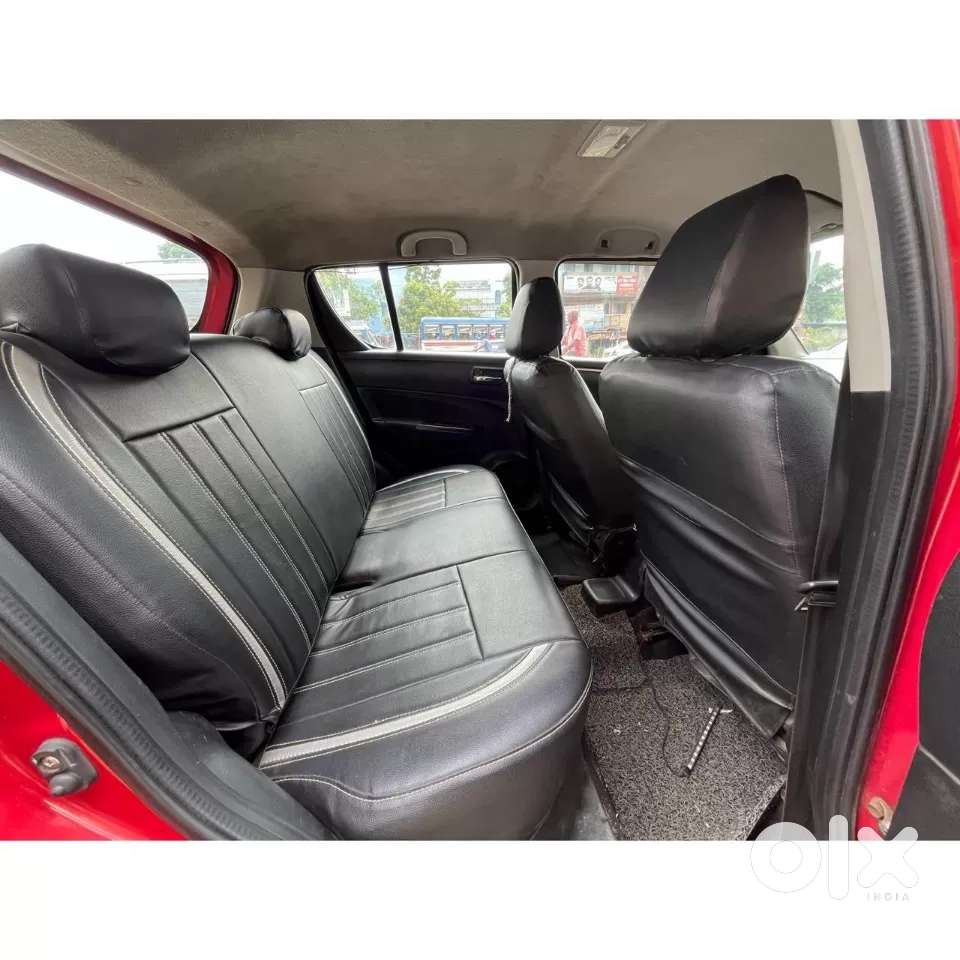 Maruti Suzuki Swift Vxi, 2012, Petrol