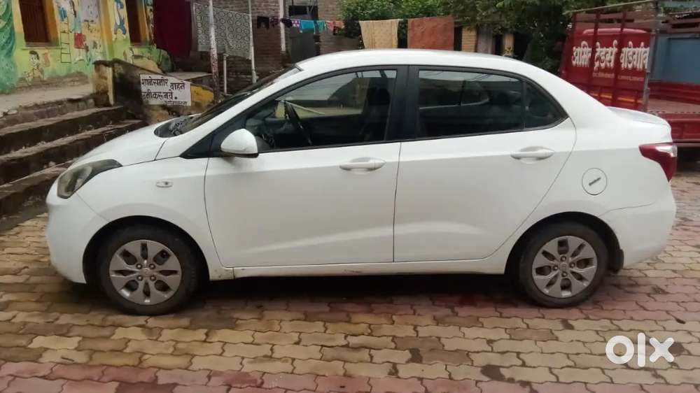 Hyundai Xcent 2018