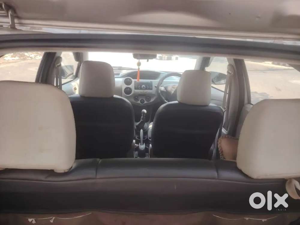 Toyota Etios Liva 2014 Diesel 100900 Km Driven