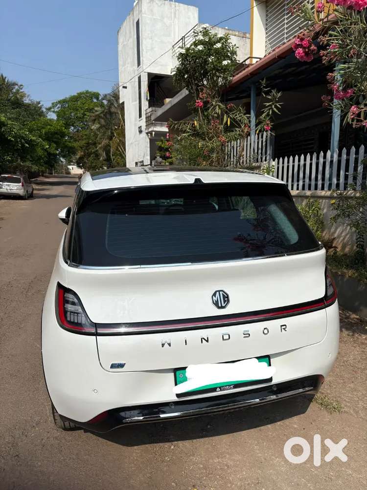 Mg Windsor Ev 2025 Electric 31500 Km Driven