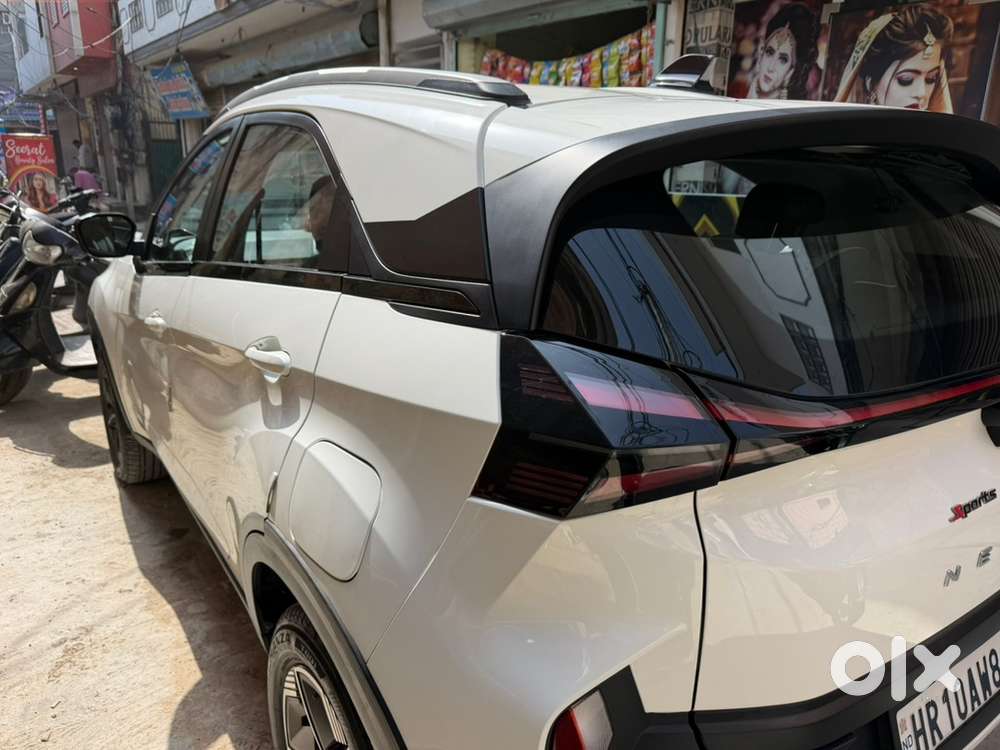 Tata Nexon Petrol Manual 1st 2025 ( Brand New Condition )