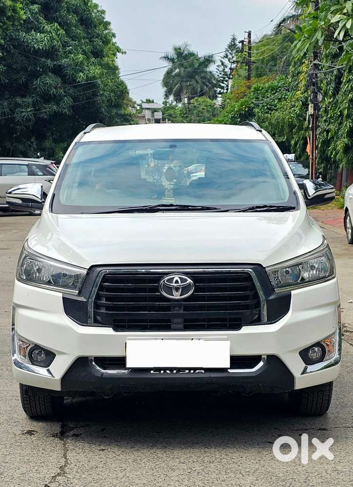 Toyota Innova Crysta 2.4 G Mt, 2017, Diesel