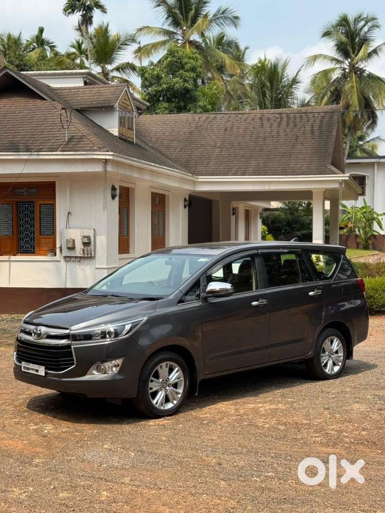 Toyota Innova Crysta 2018