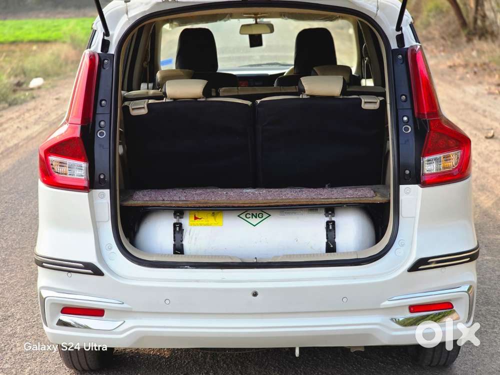 Maruti Suzuki Ertiga Zxi (o) Cng [2022-2023], 2022, Cng & Hybrids