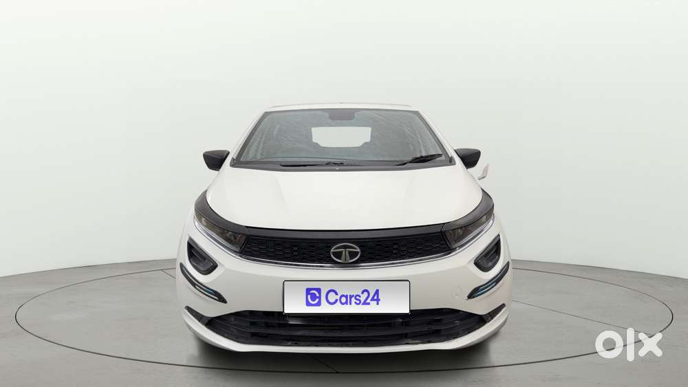 Tata Altroz 1.2 Xe, 2021, Petrol