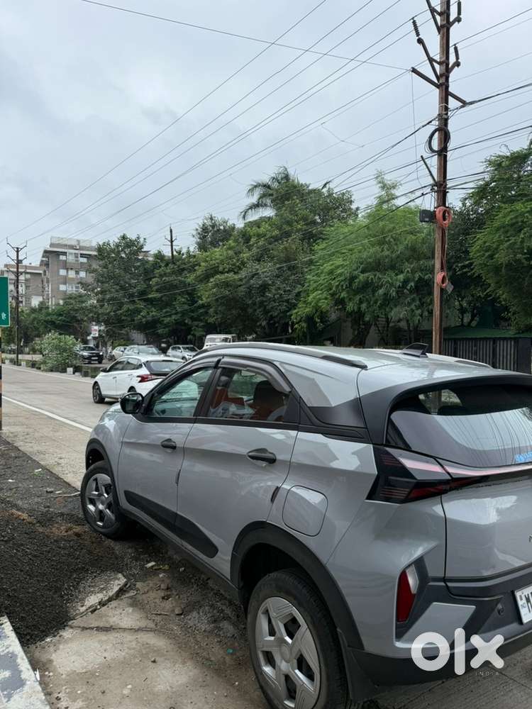 Tata Nexon Petrol 2024