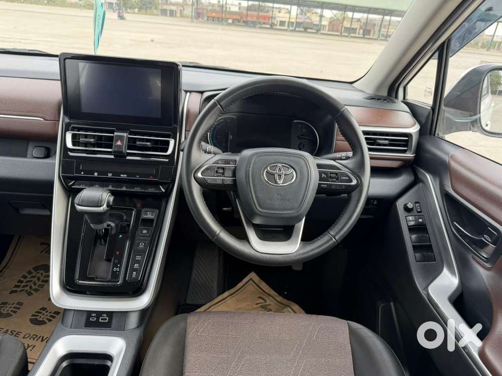 Toyota Innova Hycross 2.0 Vx Hybrid 7 Str, 2023, Electric