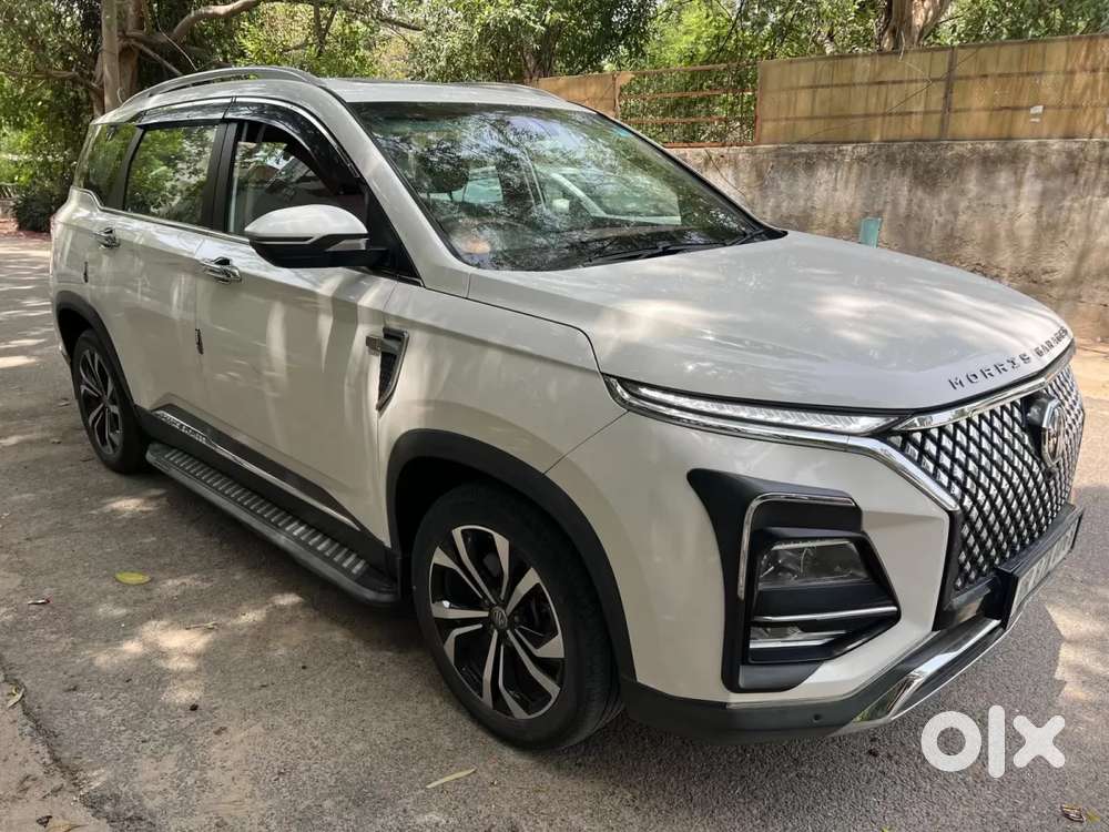 Mg Hector Plus Savvy Pro 1.5 Turbo Petrol Cvt 7 Str Dual Tone, 2023,..