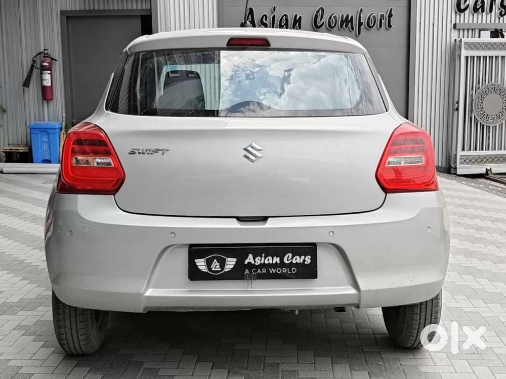 Maruti Suzuki Swift Vxi, 2023, Petrol