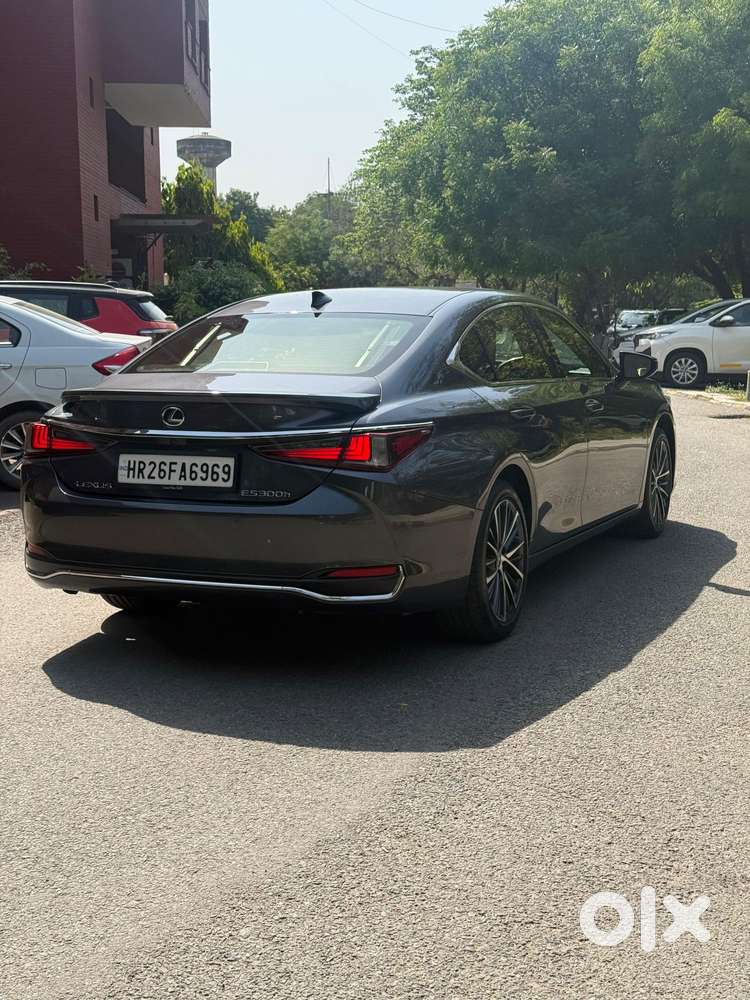 Lexus Es 300h Exquisite, 2023, Cng & Hybrids