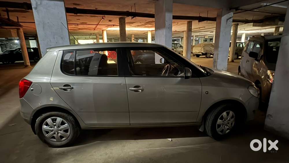 Skoda Fabia Petrol Manual 2011