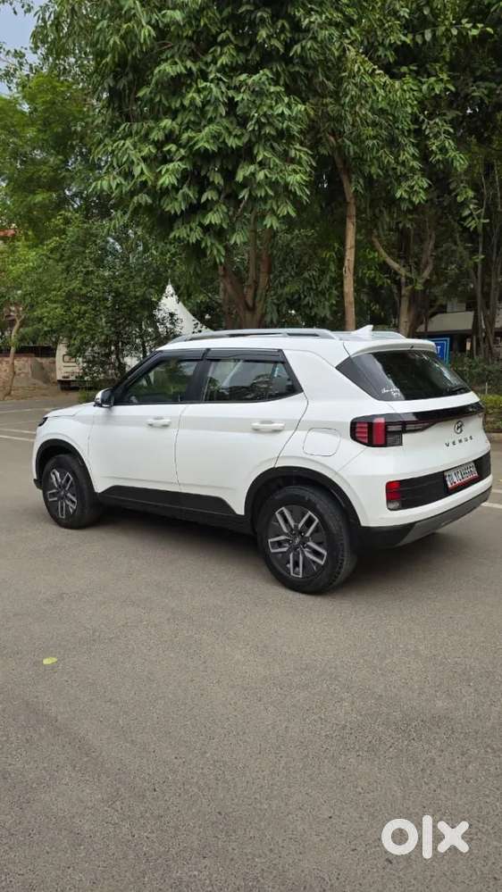 Hyundai Venue 1.0 S (o) Turbo Imt, 2023, Petrol