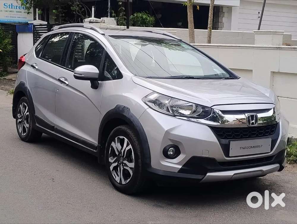 Honda Wr-v 2019 Vx Petrol 68000 Km Driven, Manual Gear, Sunroof Model