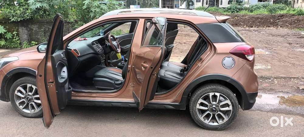 Hyundai I20 Active 2015 Petrol 70000 Km Driven