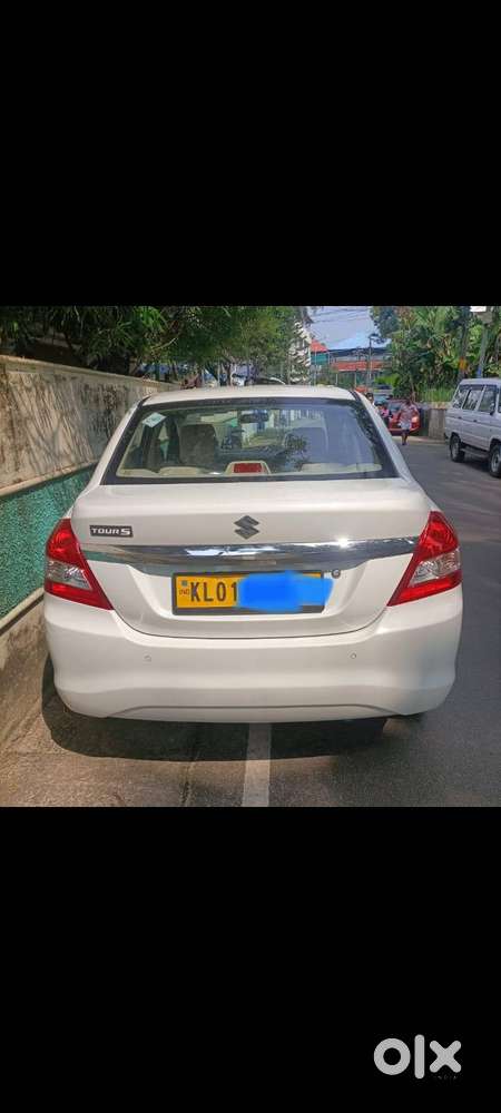 Maruti Suzuki Dzire 2022 Cng & Hybrids 126997 Km Driven