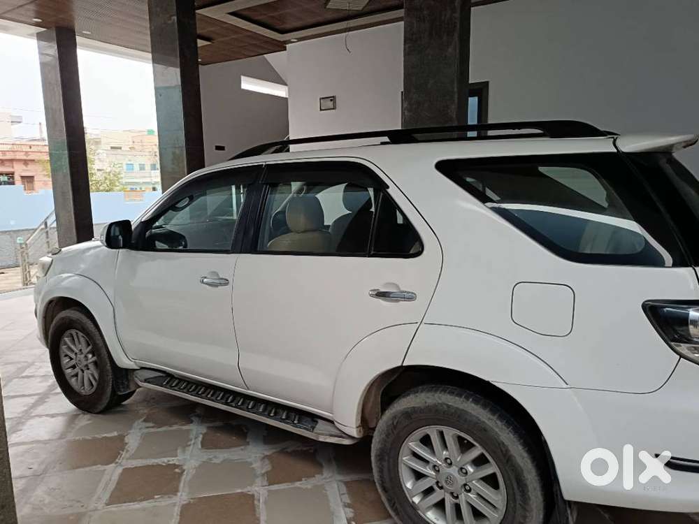 2012 Fortuner Type 2 Automatic Diesel