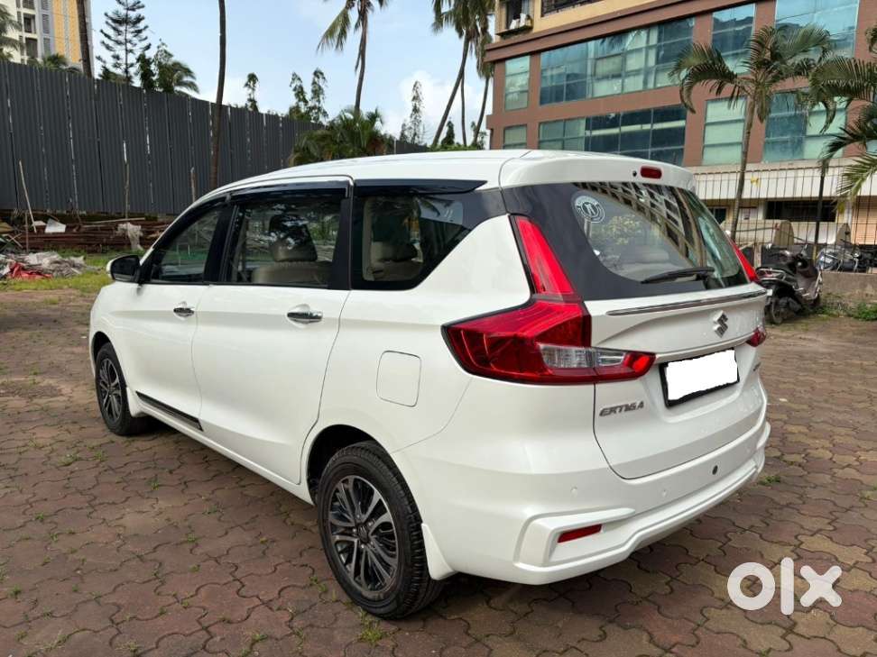 Maruti Suzuki Ertiga Zxi At Shvs, 2022, Petrol