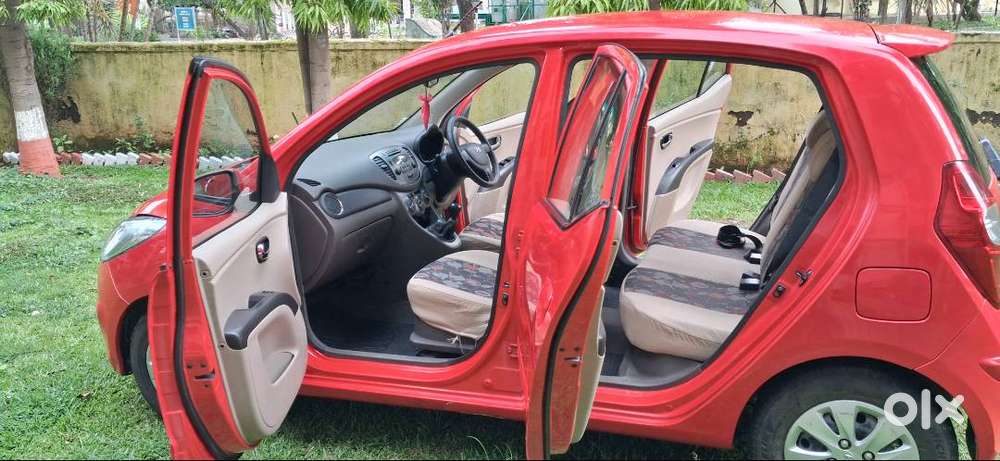 Hyundai I10 Sportz 2011