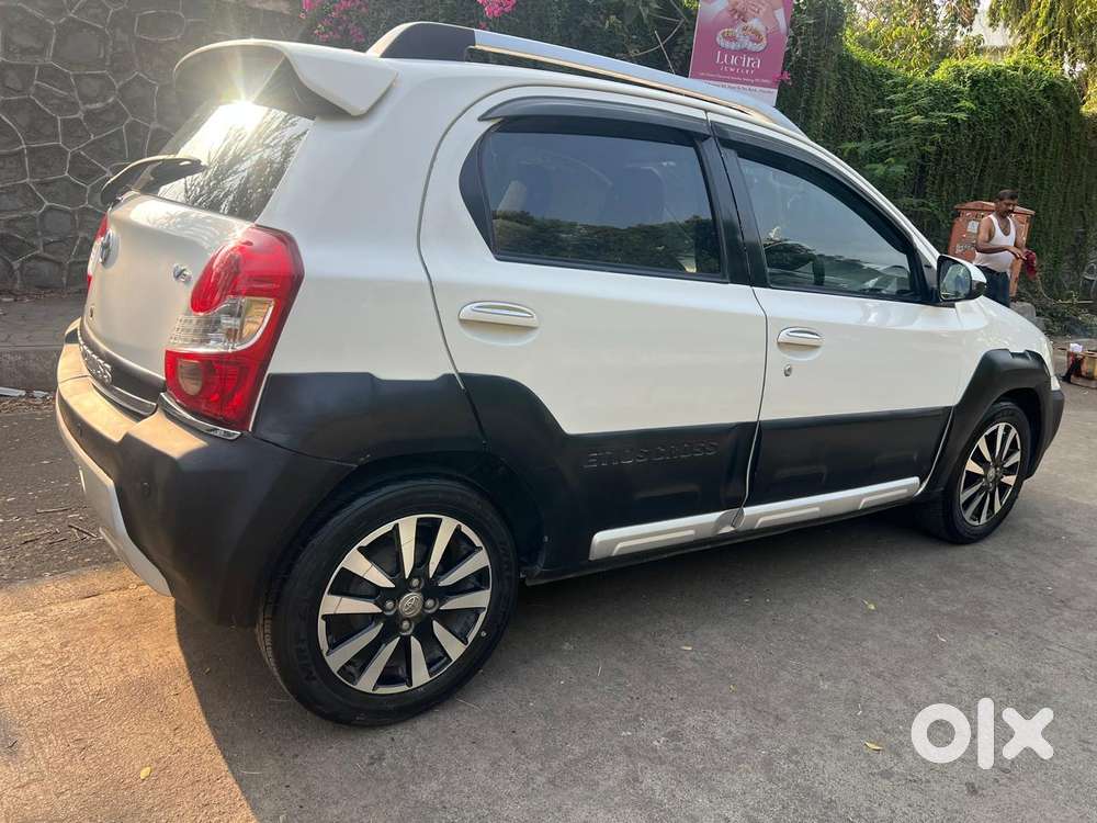 Toyota Etios Liva Cross-d, 2014, Diesel